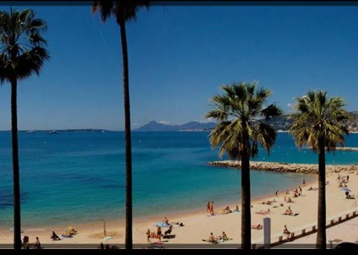 Appartamento 30m2 2 Steps From Everything Antibes