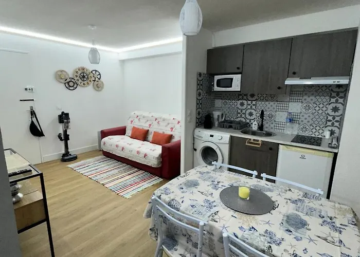 30m2 2 Steps From Everything * Antibes